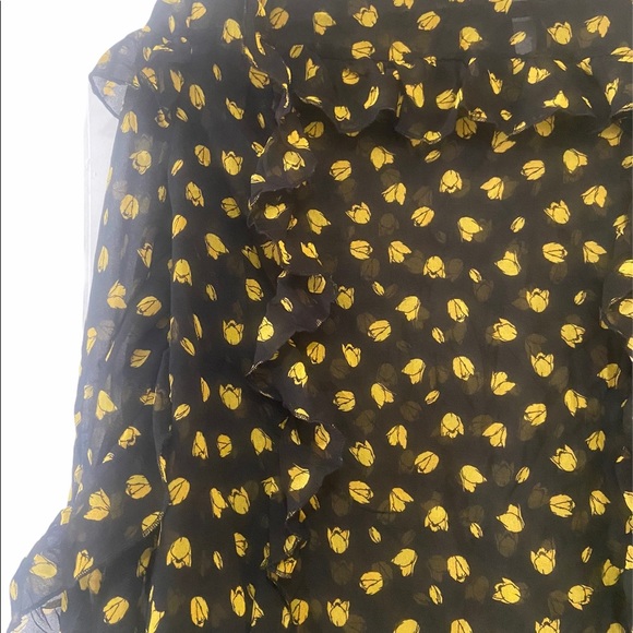 Who what wear long sleeve ruffled sheer blouse. - Picture 7 of 9